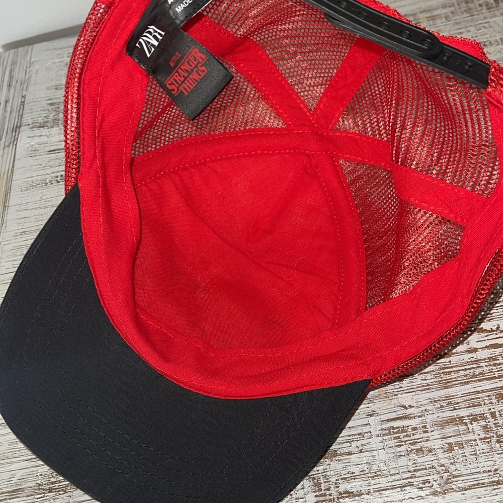 Zara Hat Stranger Things - Picture 5 of 6